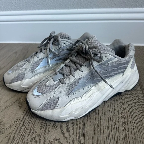 adidas gazelle silver green womens ADIDAS YEEZY BOOST 700 V2 'STATIC' – Locker SF main image 1